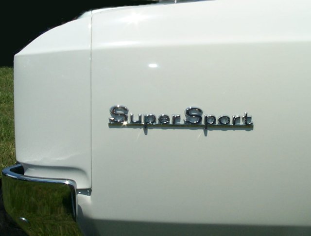 Quarter panel Super Sport emblem