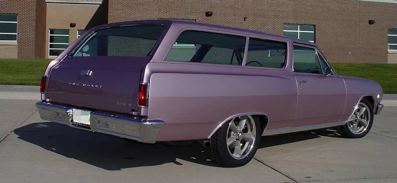 � 300 WAGONS SHOWCASE