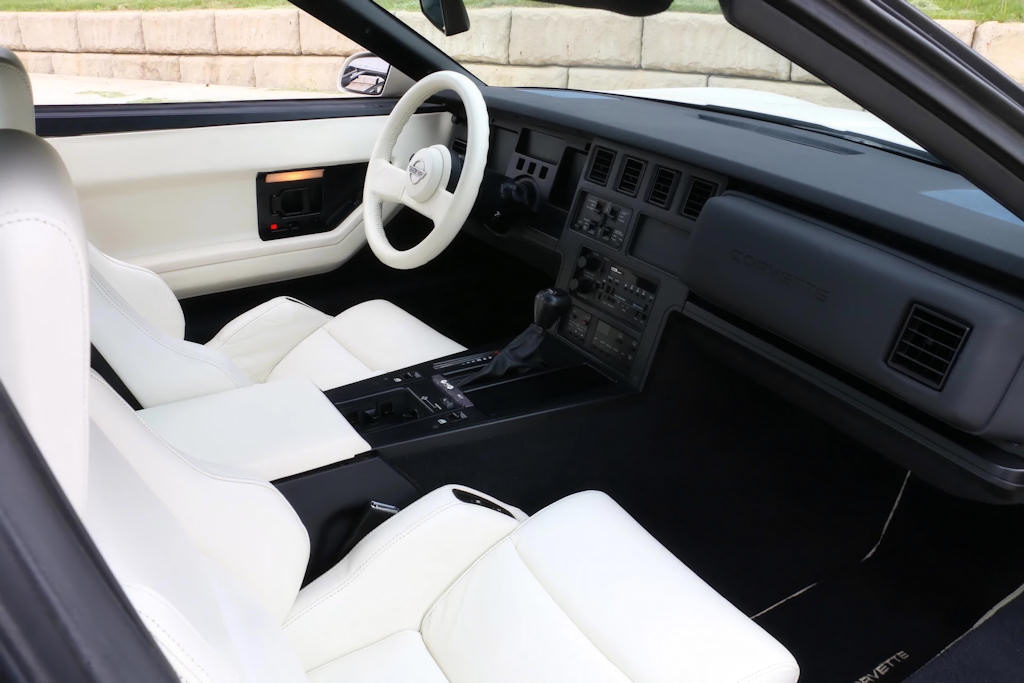 � C4 CORVETTEWORLD