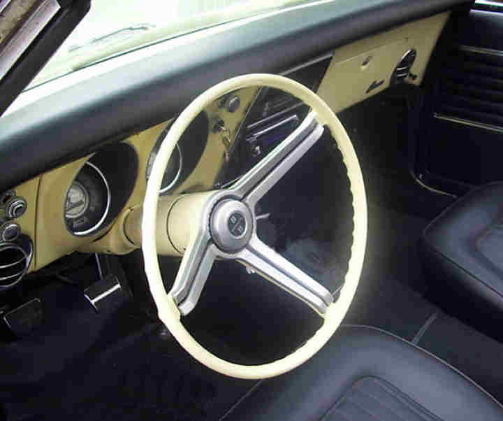 Standard Steering Wheel